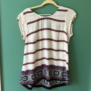 Daniel Rainn, short sleeved, medium top, EUC